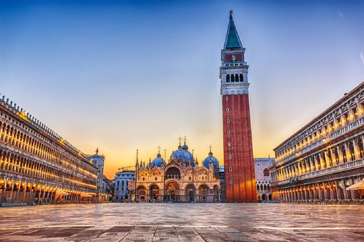 Best Venice Travel Tips Italy Vacation Travel Guide Zen Tripstar trip explore attractions tourism Boston guide Boston vacat